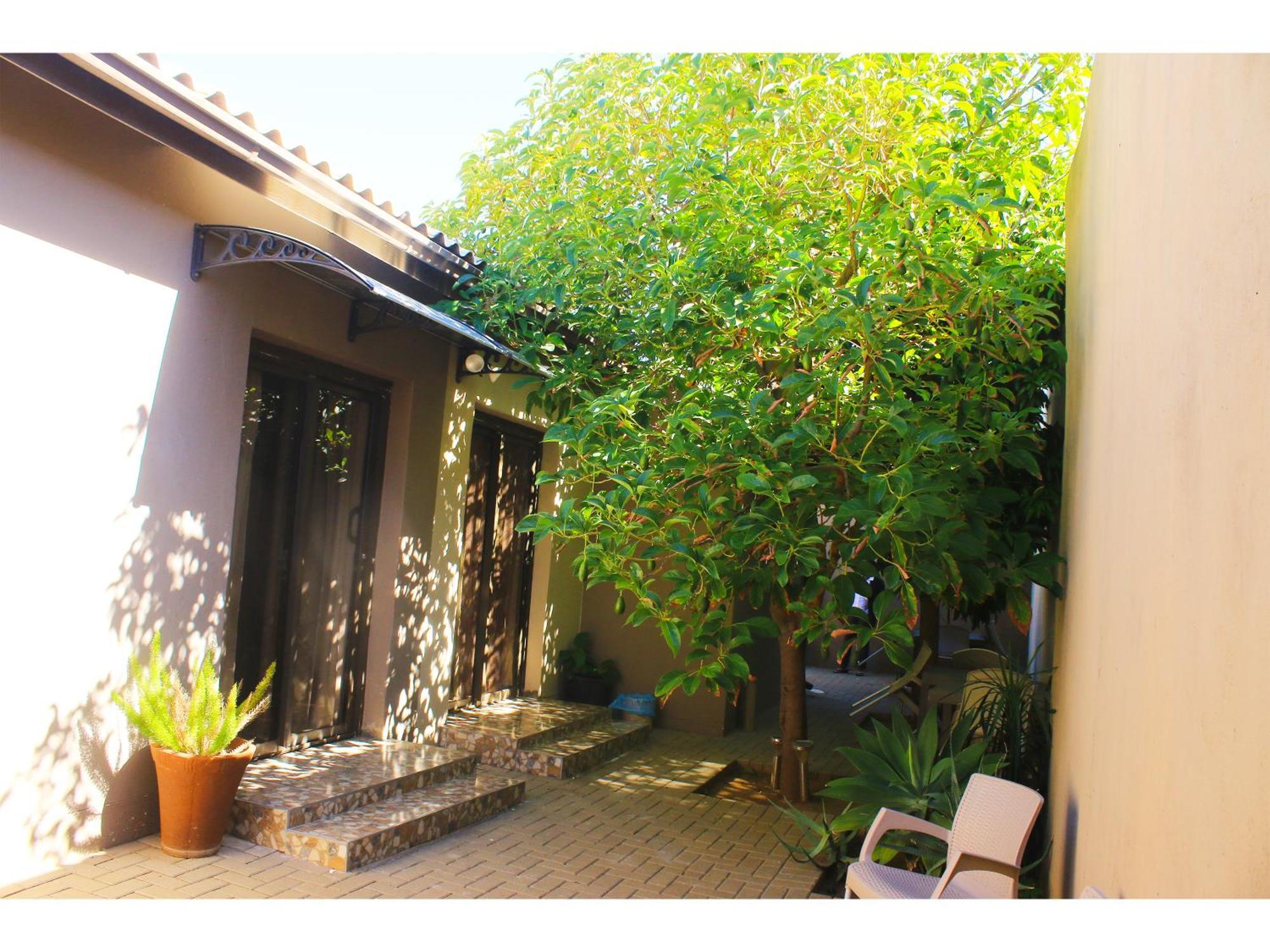 Peace At Home Windhoek Buitenkant foto